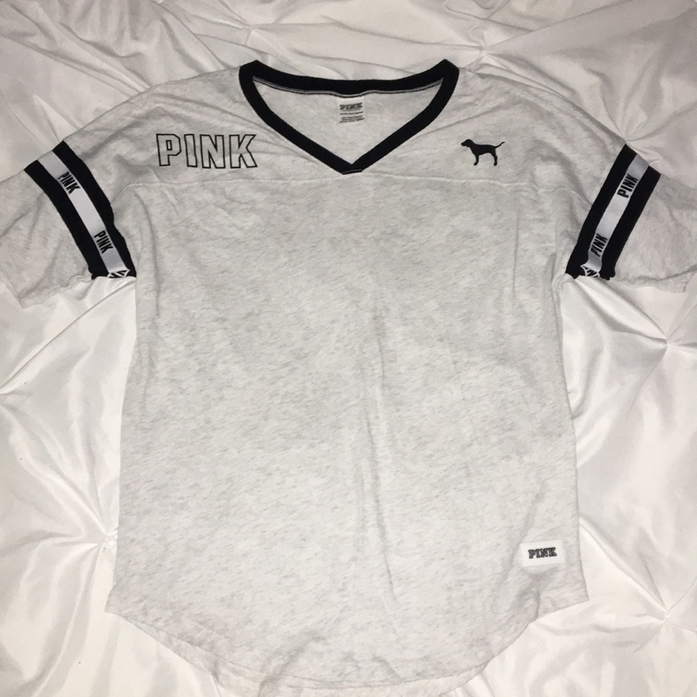 Pink tee size SM